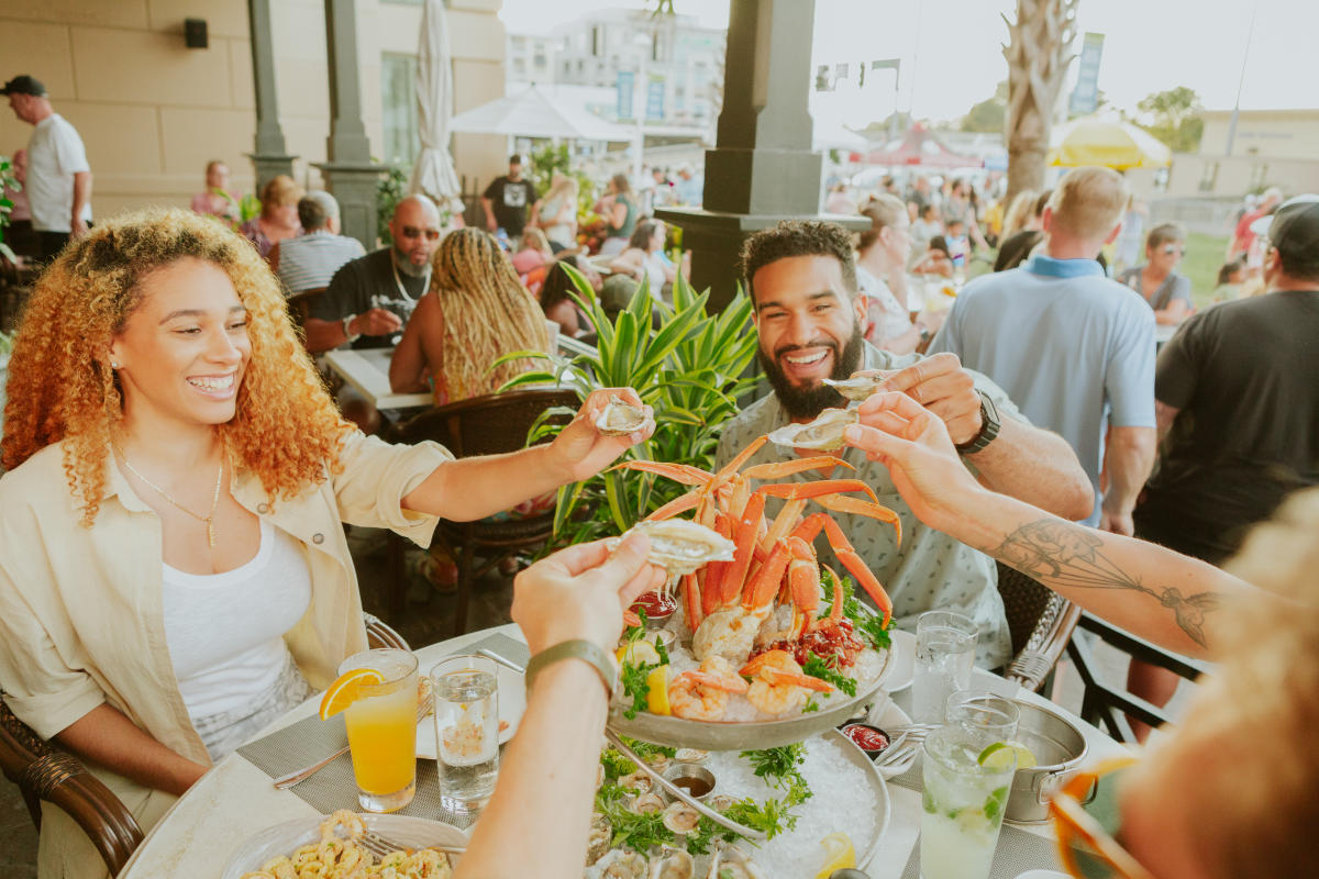 Experience the charm of Virginia Beach dining with stunning oceanfront views and a vibrant atmosphere.